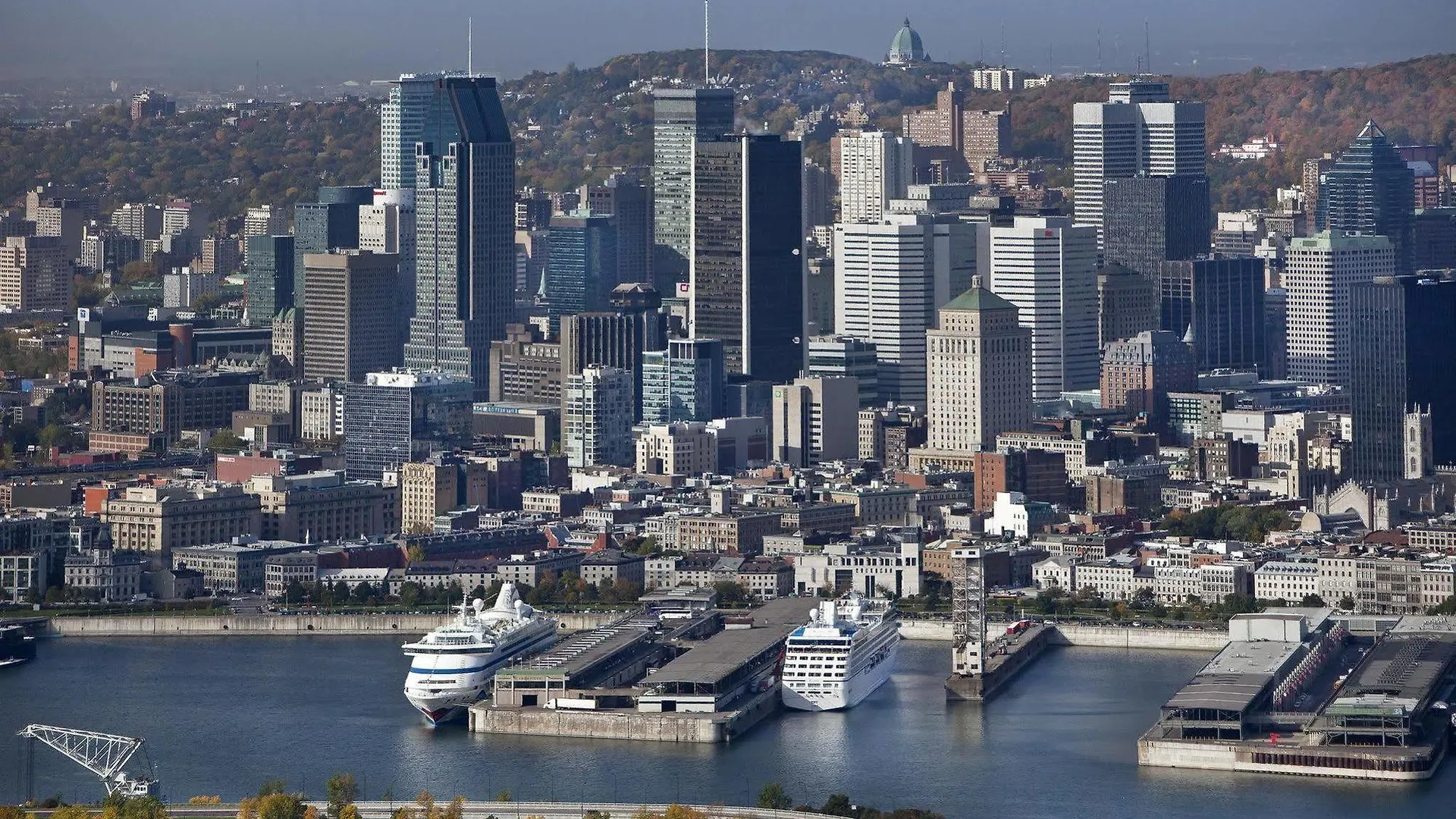 Best Western Plus Montreal Downtown- Hotel Europa