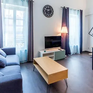 appartement-haussmannien-type-loft-climatise-vieux-port.fr-provencehotel.com/