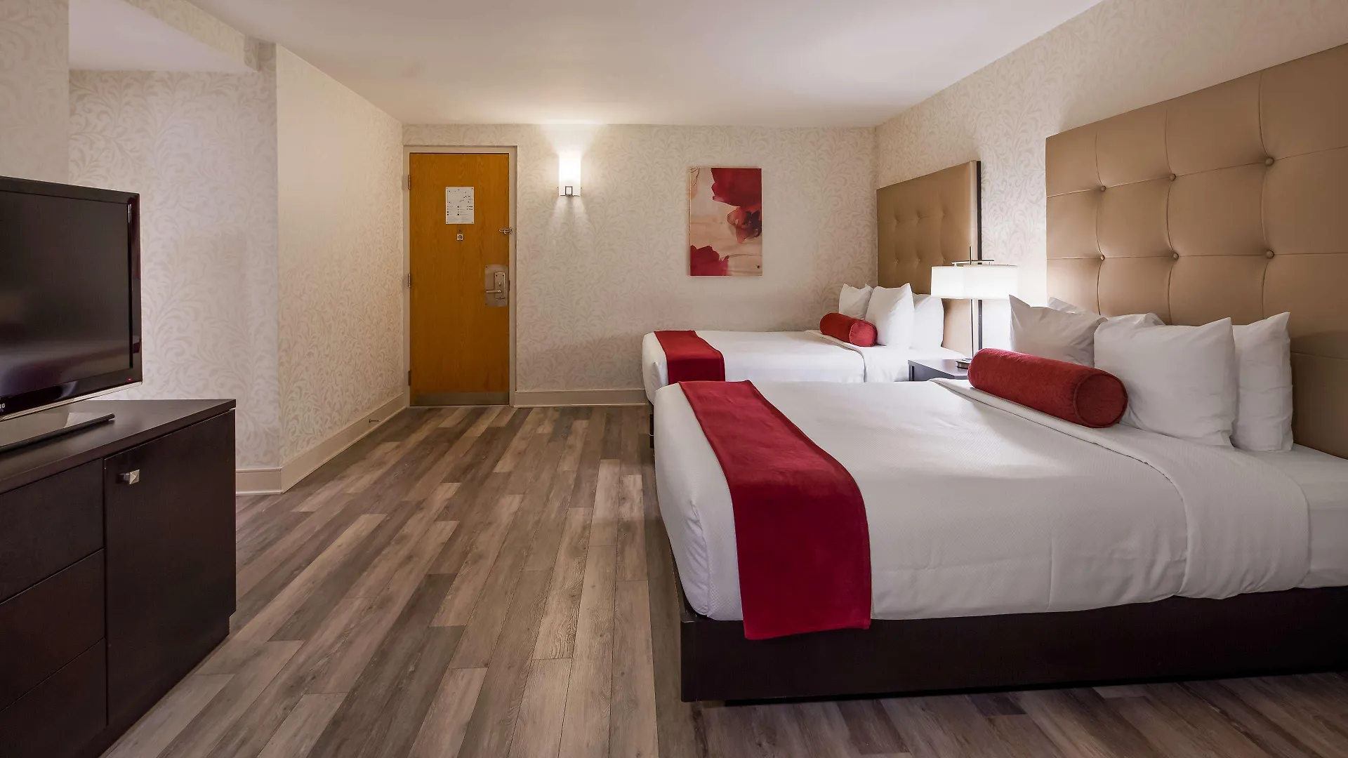 Best Western Plus Montreal Downtown- Hotel Europa